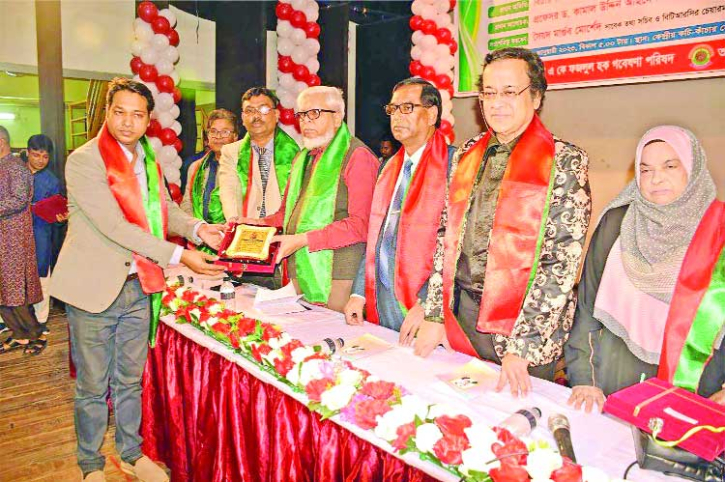 Journo Awal awarded